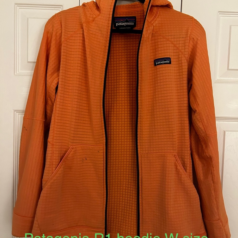 Patagonia R1 Hoodies women’s size large